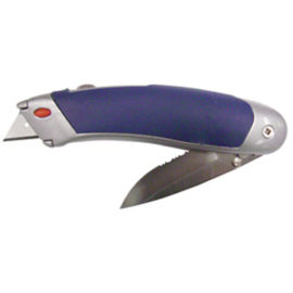 Retractable Utility Knife With Sports Blade